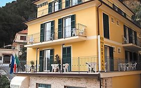 Hotel Adriana